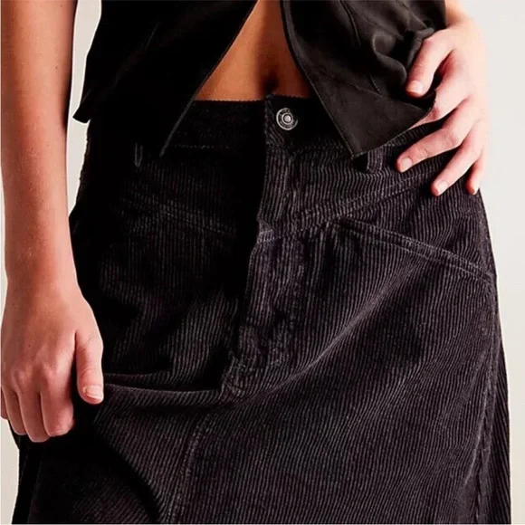 NWT Free People Come as You Are Corduroy Maxi Skirt size 2 - Picture 3 of 10